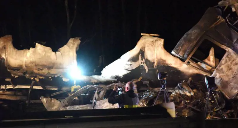 La strage sull'A21 causata dal Tir. "Il camionista si era distratto"