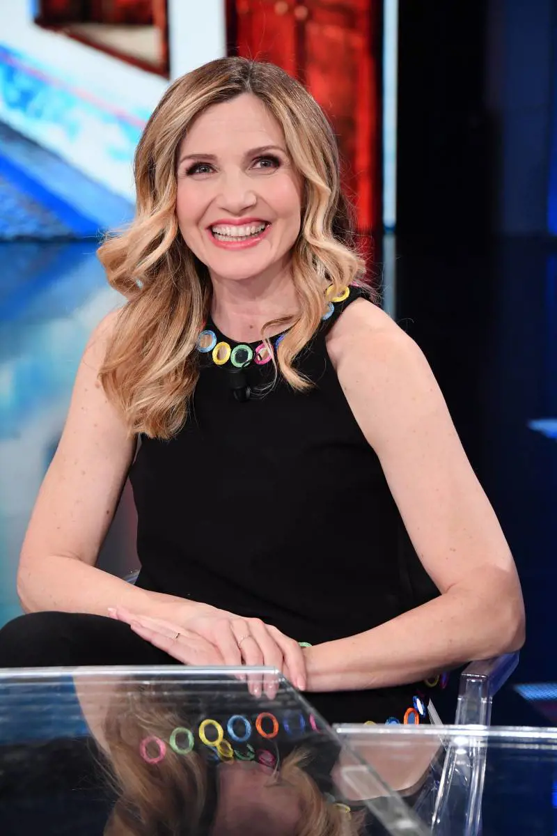 Il programma va in onda di notte, Cuccarini: "Senza parole..."