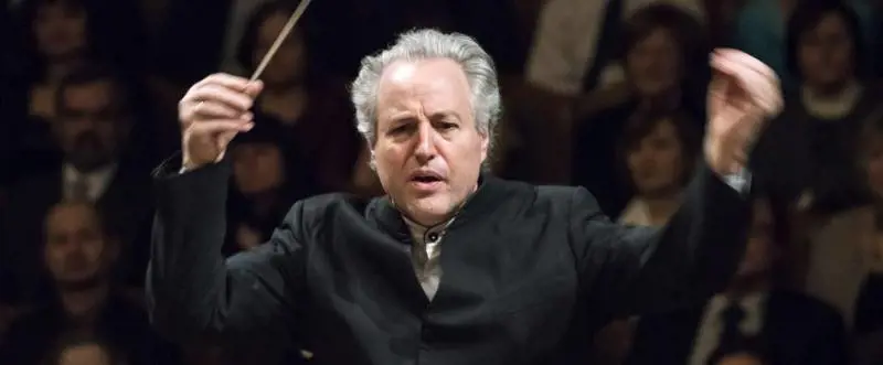 Filarmonica superstar: sul podio c'è Honeck