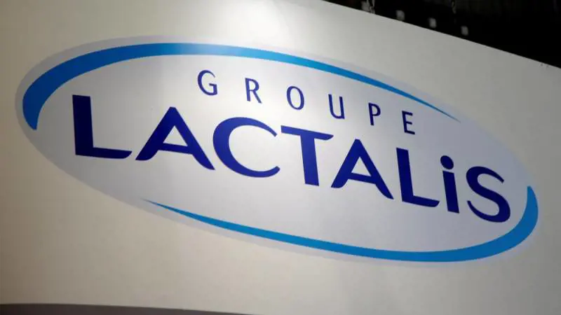 Lactalis ritira il latte in polvere per neonati: "È contaminato dalla salmonella"