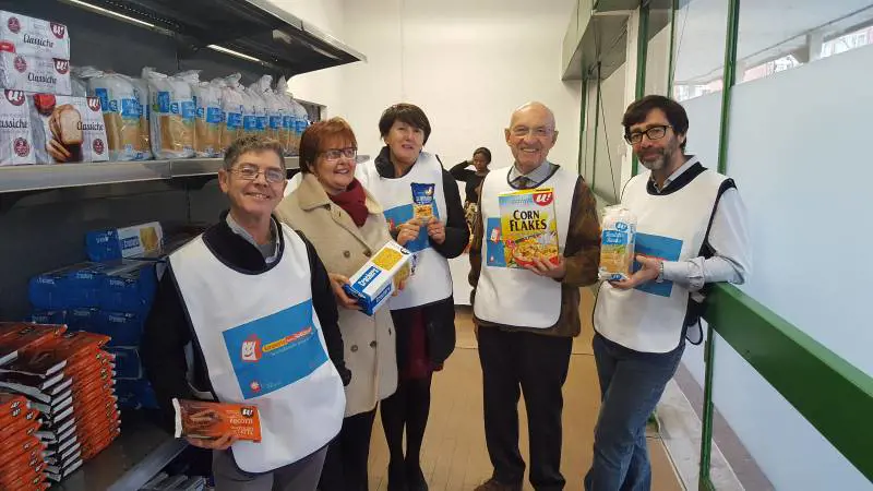 Sono 30mila i poveri in città. Ecco i minimarket solidali