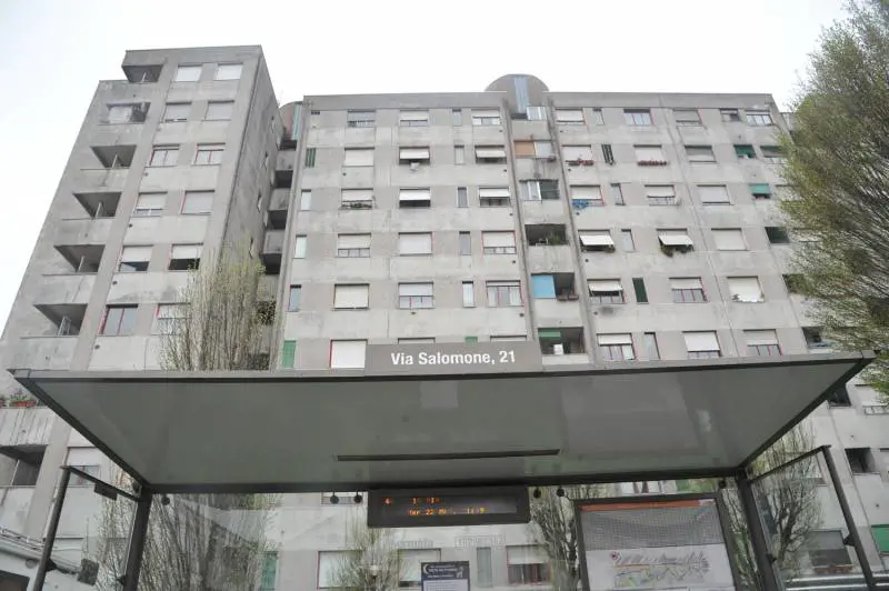 Ma l'emergenza resta Altri 160 anziani e malati vittime degli irregolari