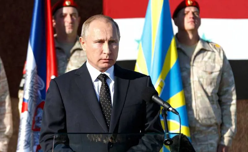 Spia, Putin risponde alla May: "Espulsi diplomatici britannici"