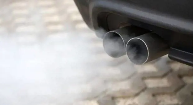 Stampa tedesca: "Test sui gas di scarico anche sulle cavie umane"