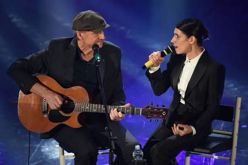 Festival di Sanremo, la terza serata: giovani, 10 big e superospiti