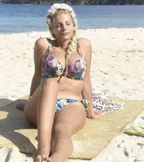 Isola dei Famosi, Francesca Cipriani rimane senza costume