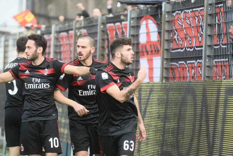 Il Milan cala il poker a Ferrara: 4-0 alla Spal e aggancio alla Sampdoria