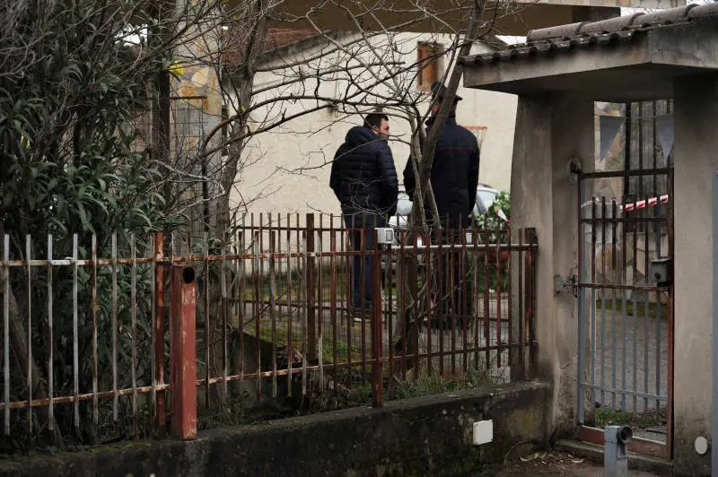Tragedia famigliare a Rende: ipotesi omicidio-suicidio