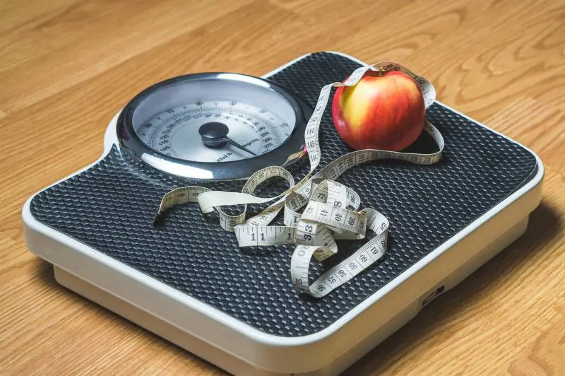 Dieta: i trucchi per perdere peso senza fare la fame
