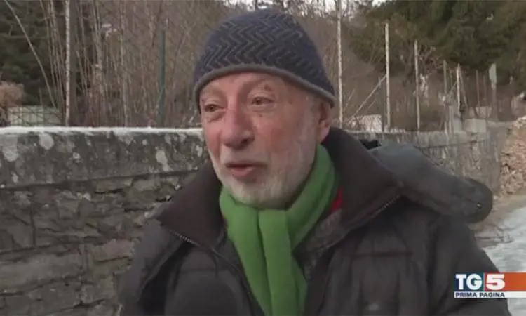 La sua casa distrutta dal sisma. Ma deve pagare 2mila euro di bollette