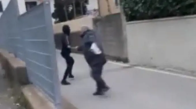 "Richiedente asilo aggredisce operatore perché manca il wi-fi"