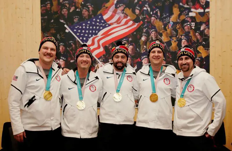 Olimpiadi, gli Usa primi nel curling: i Simpson lo sapevano già