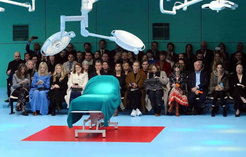 Gucci è il brand italiano di maggior valore: con 16 miliardi di dollari batte Tim ed  Enel