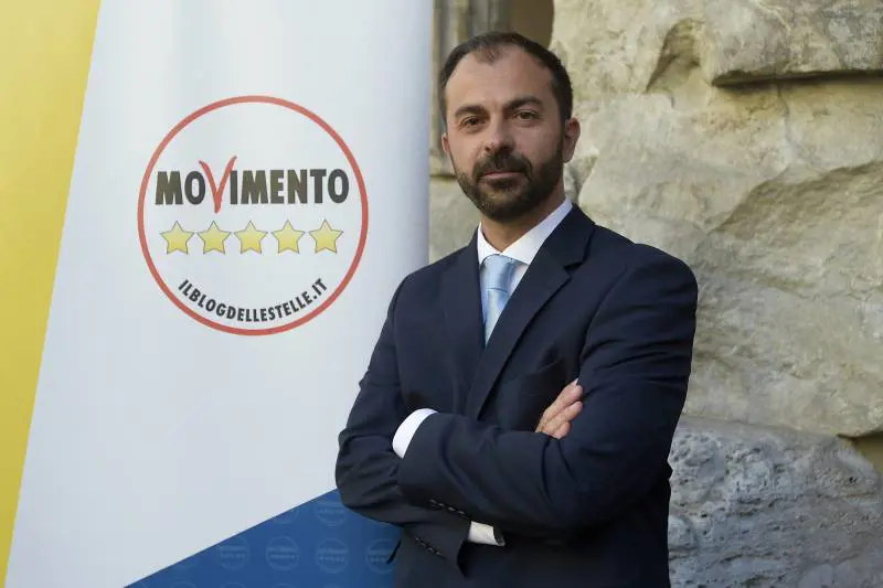 Fioramonti: "Un miliardo per l'università entro Natale o mi dimetto"
