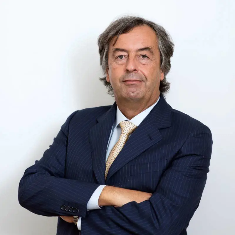 La differenza tra scienza e politica