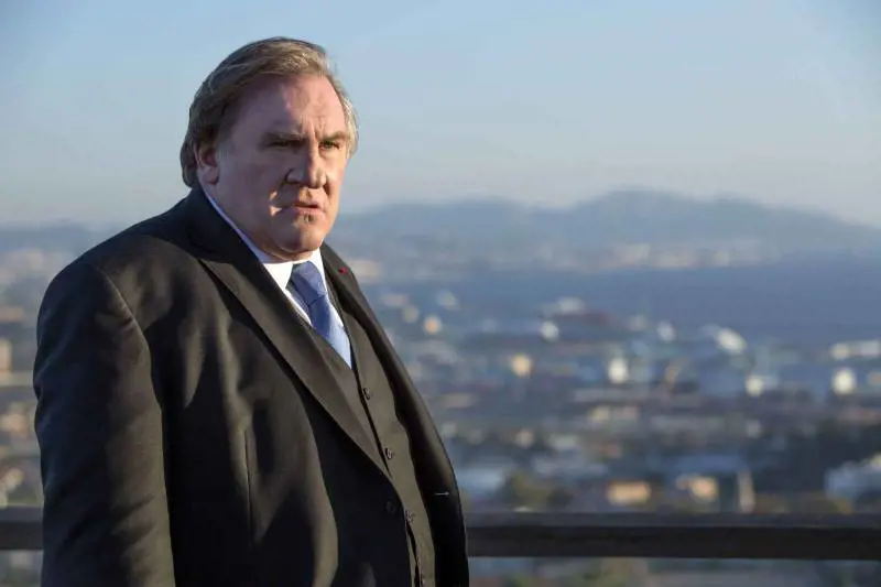 Houellebecq e Depardieu: "Siamo la vergogna della Francia"