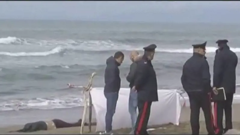 Ventimiglia, trovato in mare il cadavere di un migrante africano