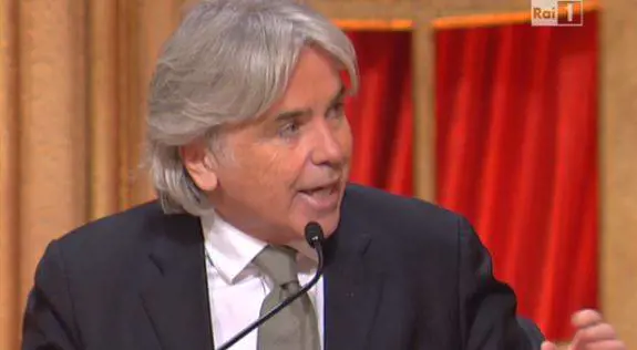 Ballando, Ivan Zazzaroni sbotta: "Omofobo? Mi fate girare i c..."