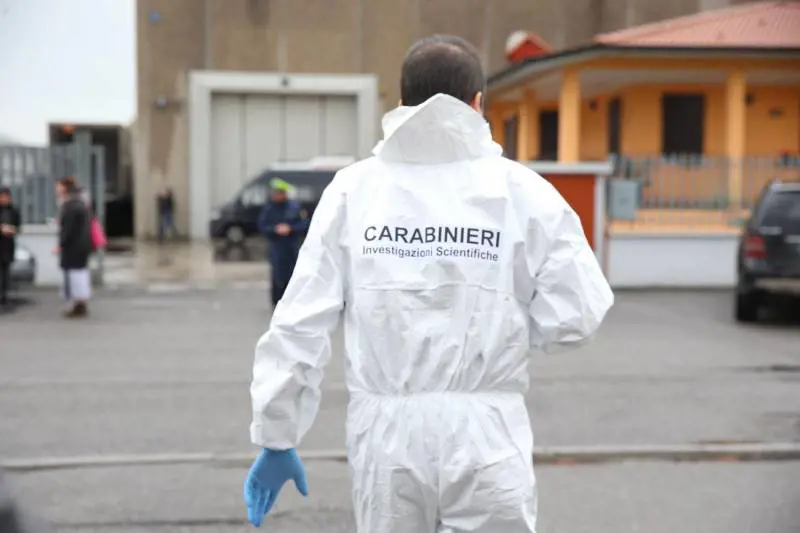 Brescia, il testimone: "Aveva un fucile a pompa e ha chiesto di Elio"