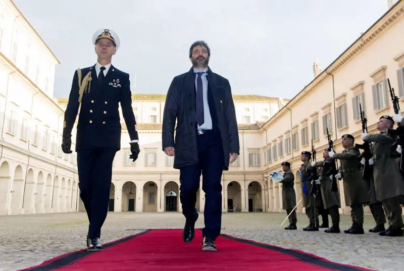 Quando Fico si scagliava contro i gruppi parlamentari in deroga