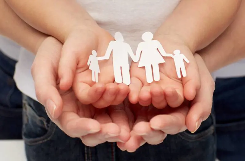 Adottati e restituiti. Ogni mese dieci bimbi restano senza mamma