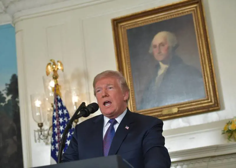 Trump trionfante dopo l'attacco: "In Siria missione compiuta"