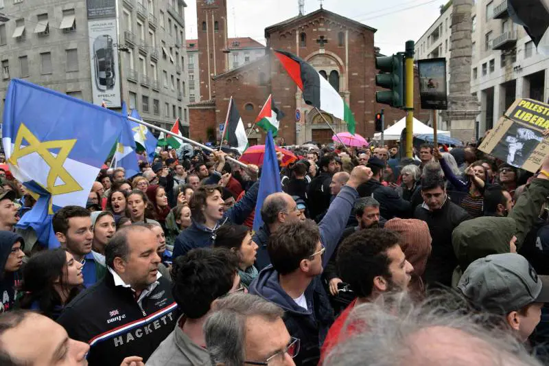 25 aprile, preparano l'aggressione