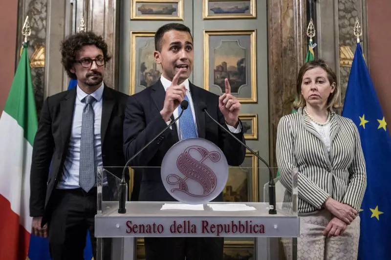 Il ministro della Salute Grillo contro i vaccini obbligatori