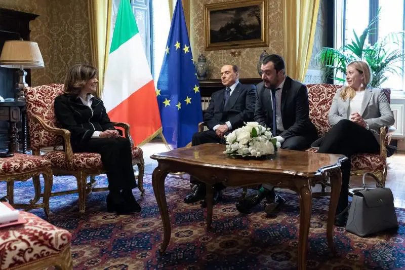 Consultazioni, il centrodestra al M5S: "Superiamo la politica del no"
