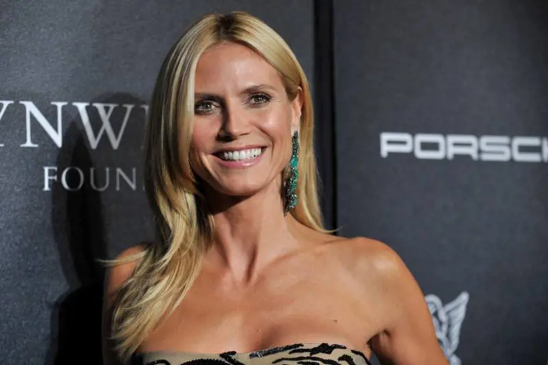 Heidi Klum fa sesso 5 volte al giorno