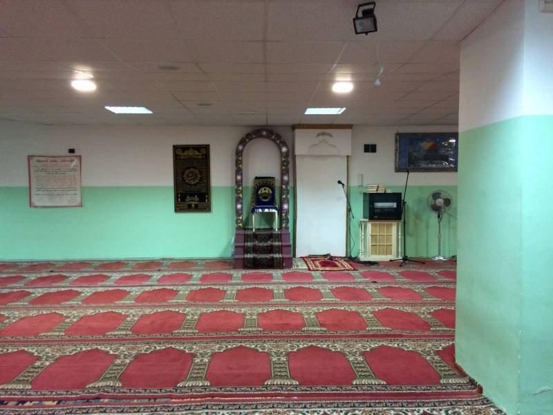 Nella sala della preghiera della moschea di corso Lucci a Napoli