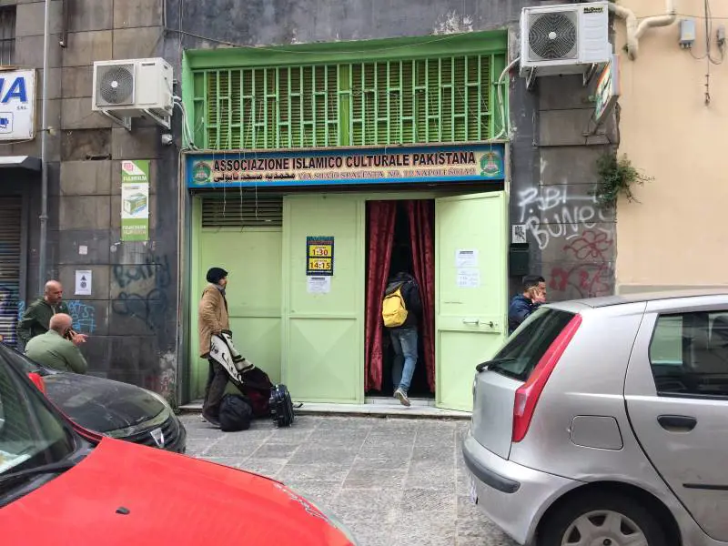 Moschea in via Spaventa a Napoli