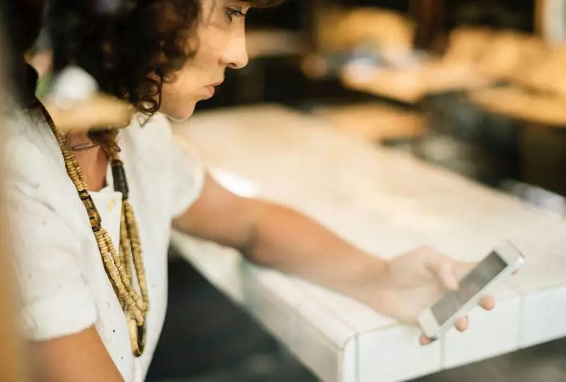 Ghosting, scomparire dai social per lasciare il partner
