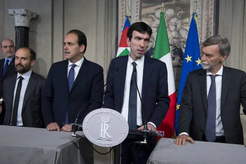 Martina: "Superare lo stallo, governo super partes"