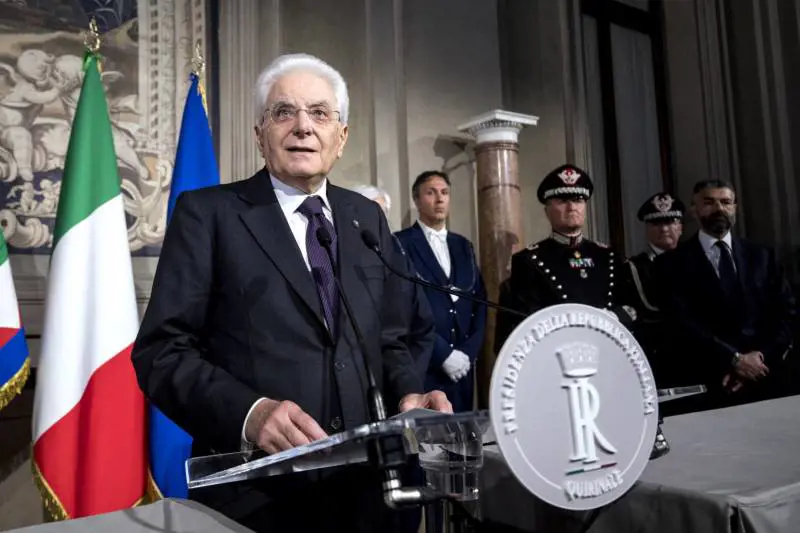 Mattarella cita Einaudi e avverte M5s e Lega: il Colle non è un notaio
