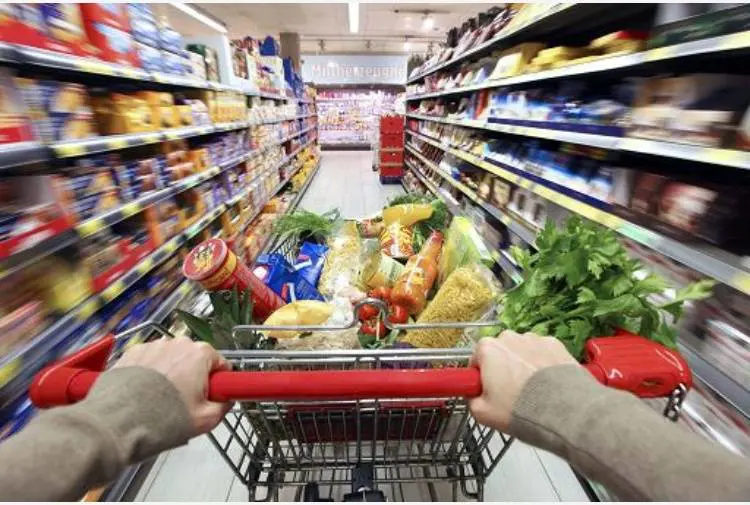 Lampadine, deumidificatori e All you can eat: tutte le novità del paniere Istat 2024
