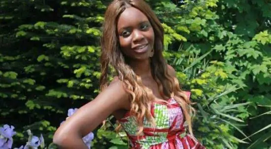 Francia, ragazza chiama il 118 ma nessuno le crede: morta poco dopo
