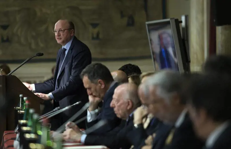 Confindustria in pressing su Lega-M5s: "Non toccate il Jobs act"
