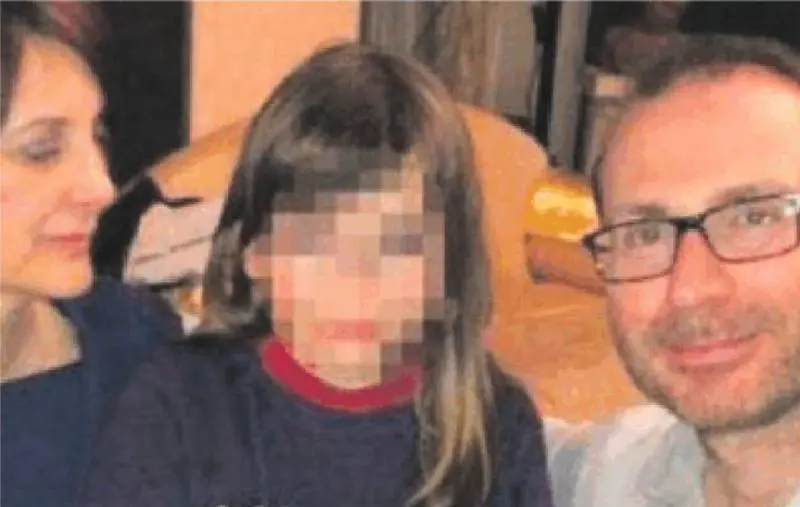 Quei sorrisi prima della morte che ci fanno paura
