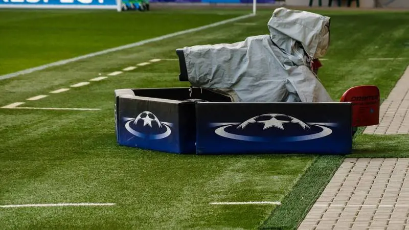 Offside, quando il cinema finisce nel pallone