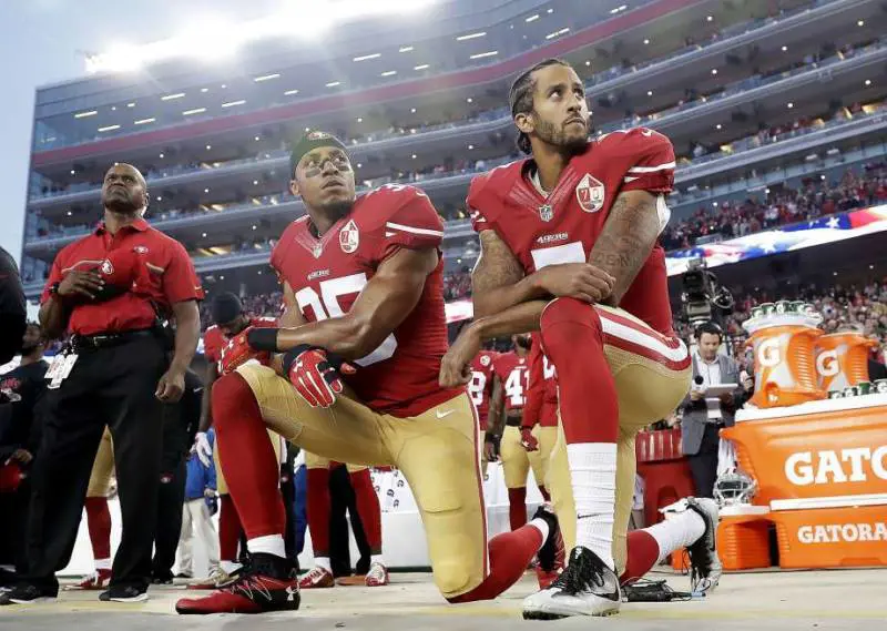 Il football Usa multa chi oltraggia l'inno