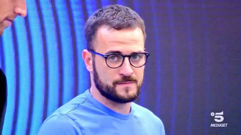 Danilo Aquino spara a zero su Giulia De Lellis: "Devi essere un po' meno"