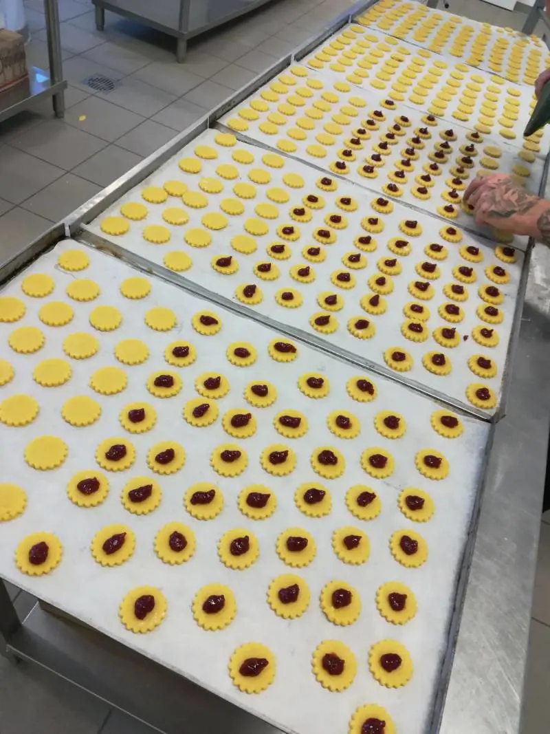 I dolci della Comunità Nuova vanno in "Paradiso"