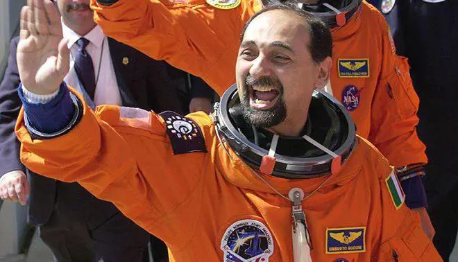 Il racconto celestiale di Guidoni: «La Terra, vista dallo spazio, è perfetta»