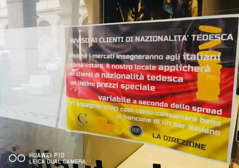 "Vendetta" del bar sui tedeschi: "Ci insegnano a votare? Pagano il caffè in base allo spread"