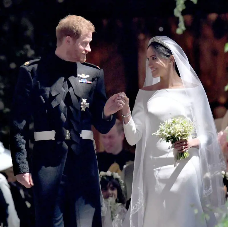 Meghan e Harry restituiscono 7 milioni in regali di nozze