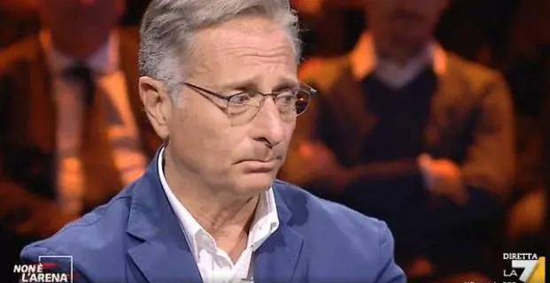 Bonolis su Renzi: "Sul referendum ha sbagliato"