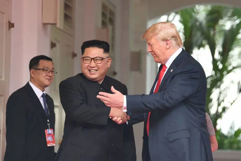 Lo scherzo di Trump: manda a Kim Jong-un il cd "Rocket man"