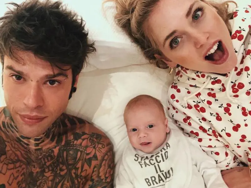Chiara Ferragni vola ad Ibiza per il suo addio al nubilato