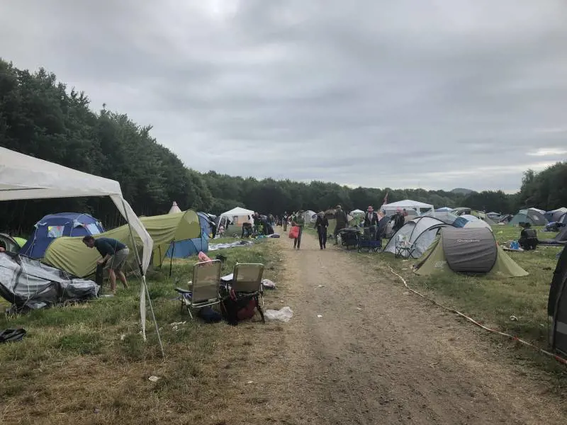 Un furgone piomba sui giovani: un morto al festival in Olanda
